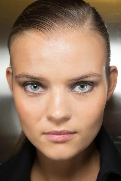 Look 13